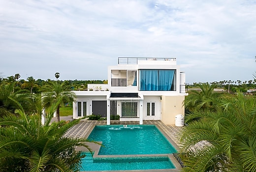 LANDMARK VILLA