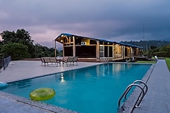 Amalfi chalet, Karjat