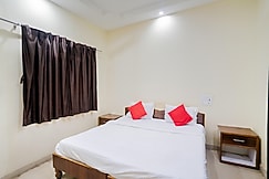 Prince Guest House and Restaurant, Nuapada