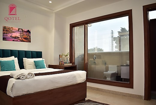 Qotel Hotel Signature BNB-Ashok Vihar