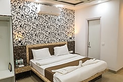 Sairaah Golden Suites, Shirdi