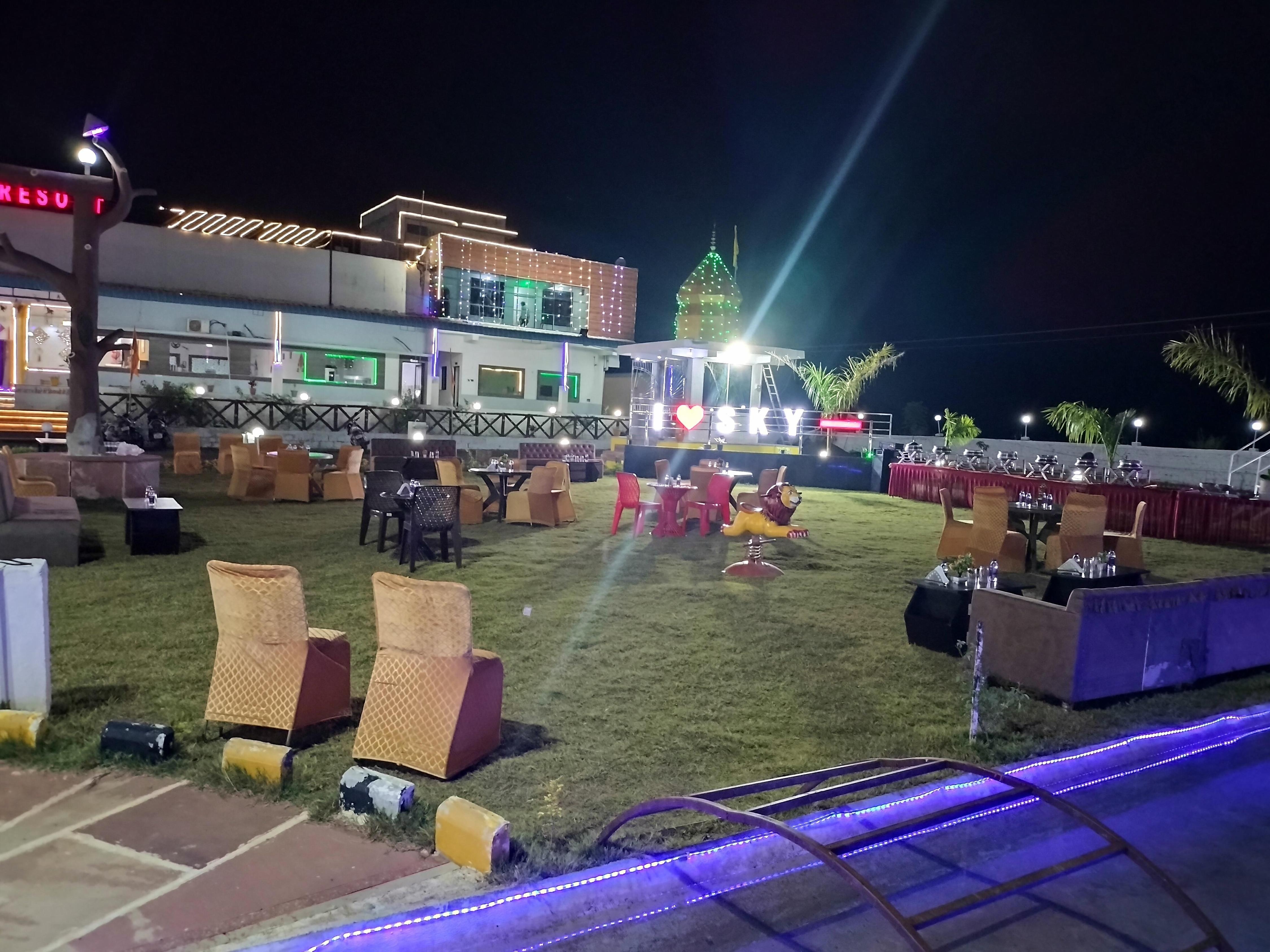 Skyline Resort ishwari Badarwas 473885 - Tap to explore photos
