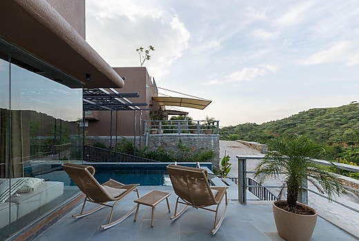 SaffronStays Moringa Valley Cidar Villa