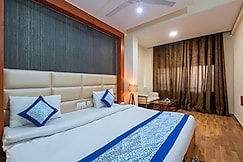 Oyster Pearl I Near Medanta Hospital I sec-39 I Gurgaon, Gurgaon