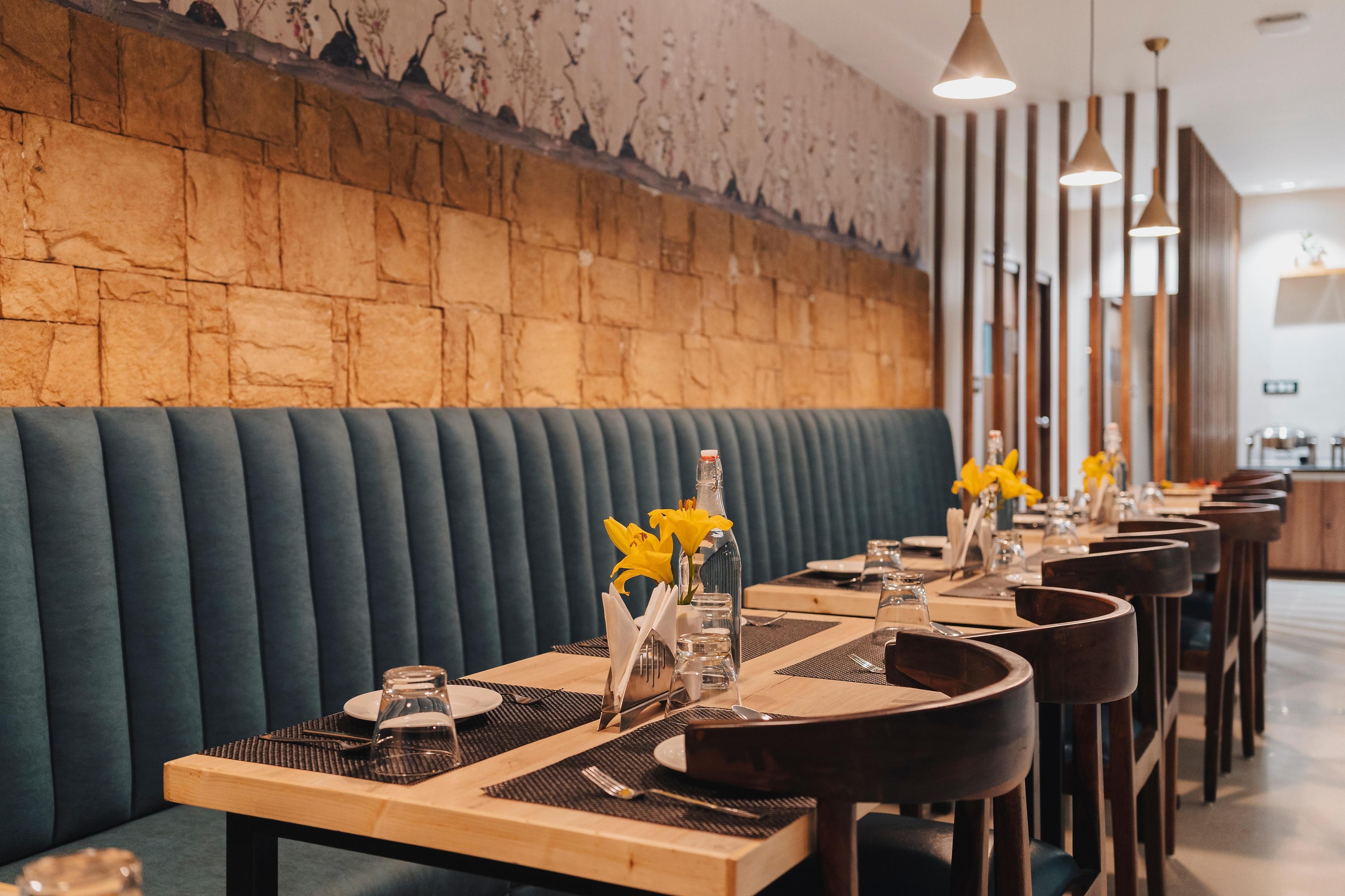 Elevate - Bar & Restaurant