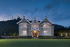 The Bellwood Manor, Walapane