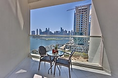 Winds of the Canal, Dubai