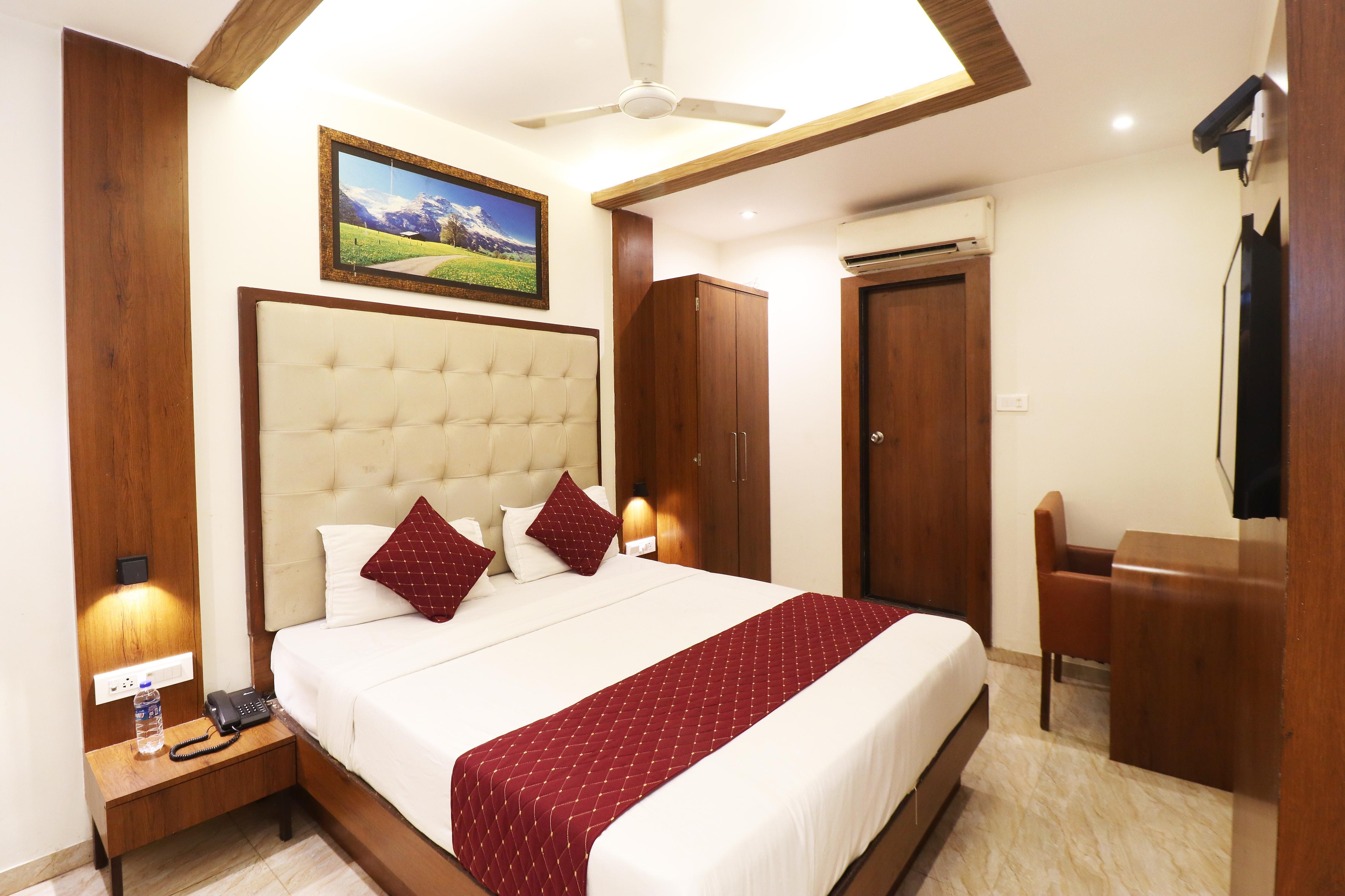 Gateway Star Hotel Near International Airport 3