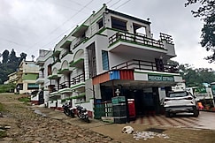Peeacock Cottages