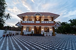 Treebo West Fort Divine  Near Padmanabhaswamy Temple, Thiruvananthapuram