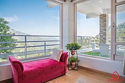 The BelleVille -Fully AC 2BHK-by HomestayDaddy, Kasauli