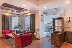 The BelleVille -Fully AC 2BHK-by HomestayDaddy, Kasauli