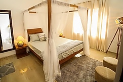 The Cherries Luxury 3 Bedroom Villa near Udaipur Airport, Udaipur