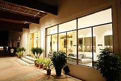 Hotel Vidhaan International, Dhule