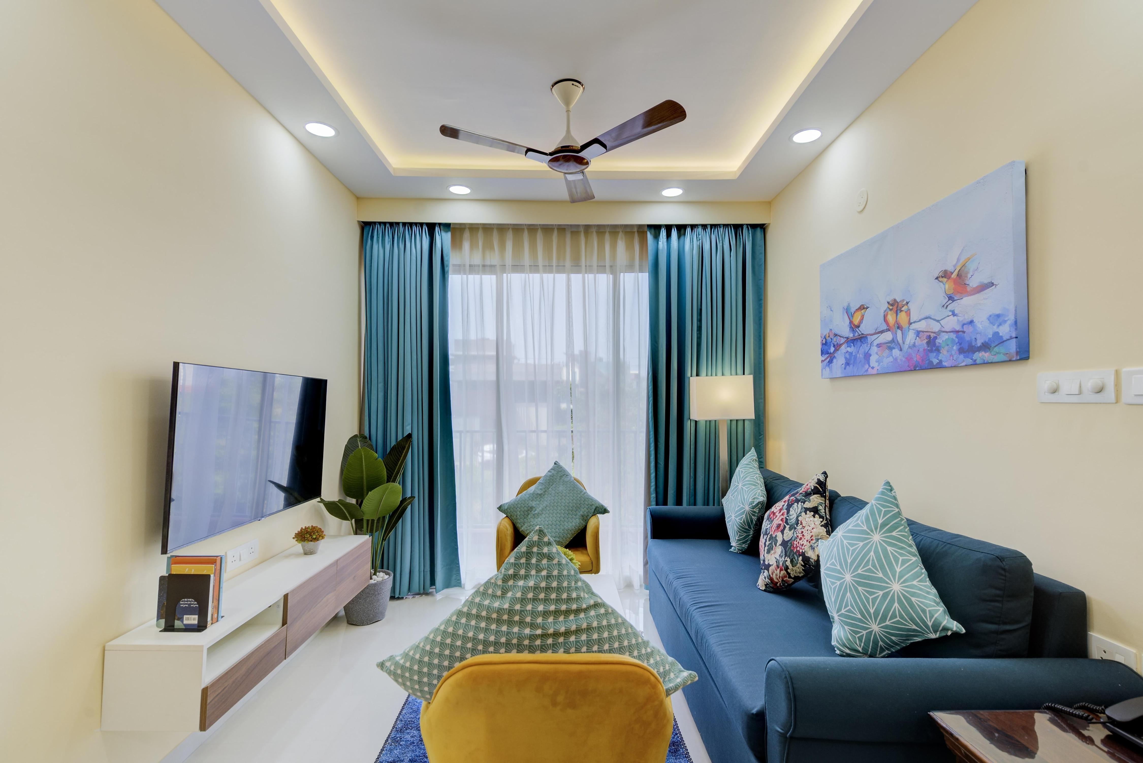 101 Soft Hues by Coral BnB 2BHK - Tap to explore photos