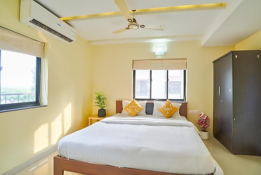 Spacious 2 bhk in Monarch Palms
