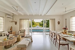 Amananjuna 5BHK Villa B by Spectacular Spaces, Goa