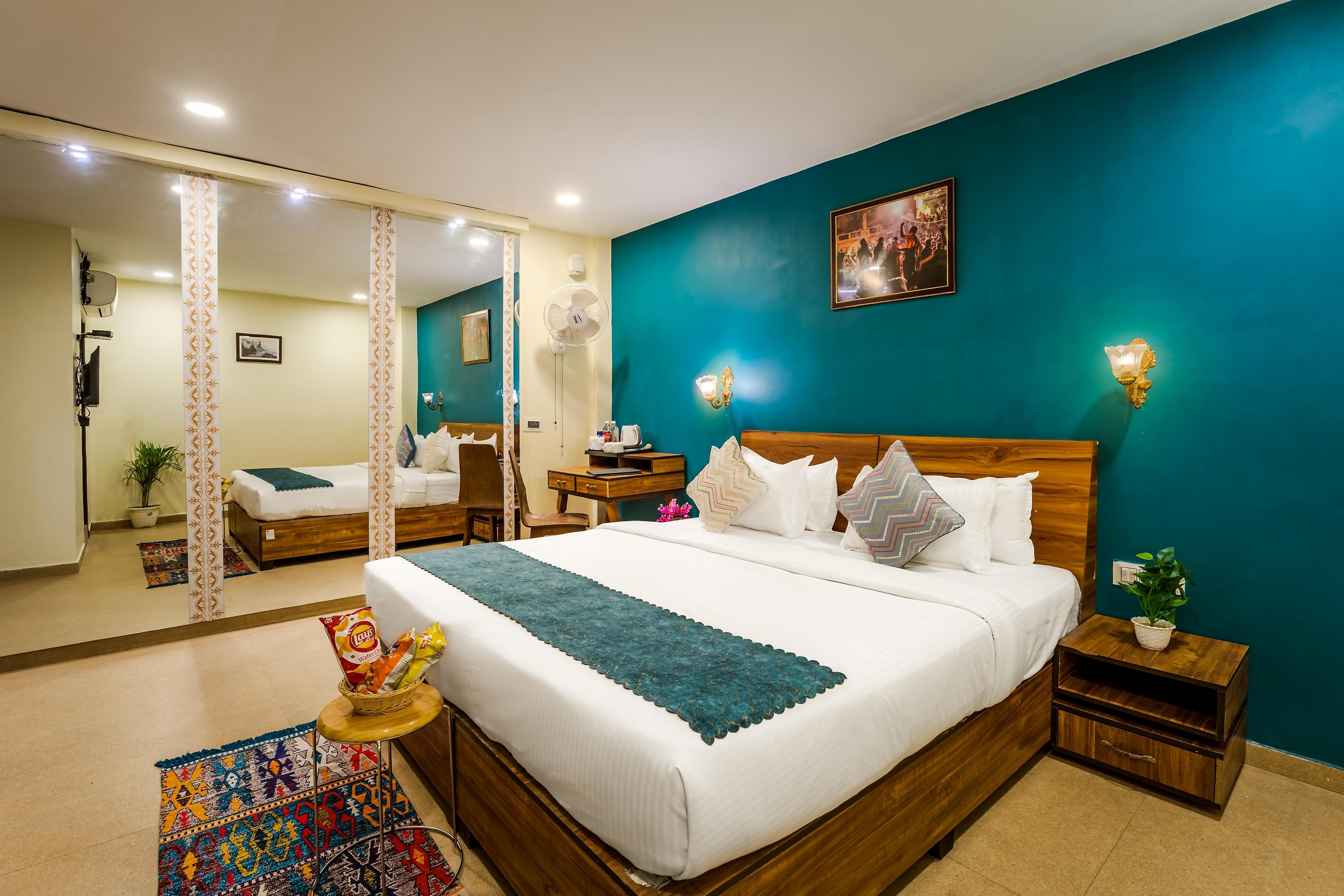 Tripli Hotels Silver Shine - Tap to explore photos