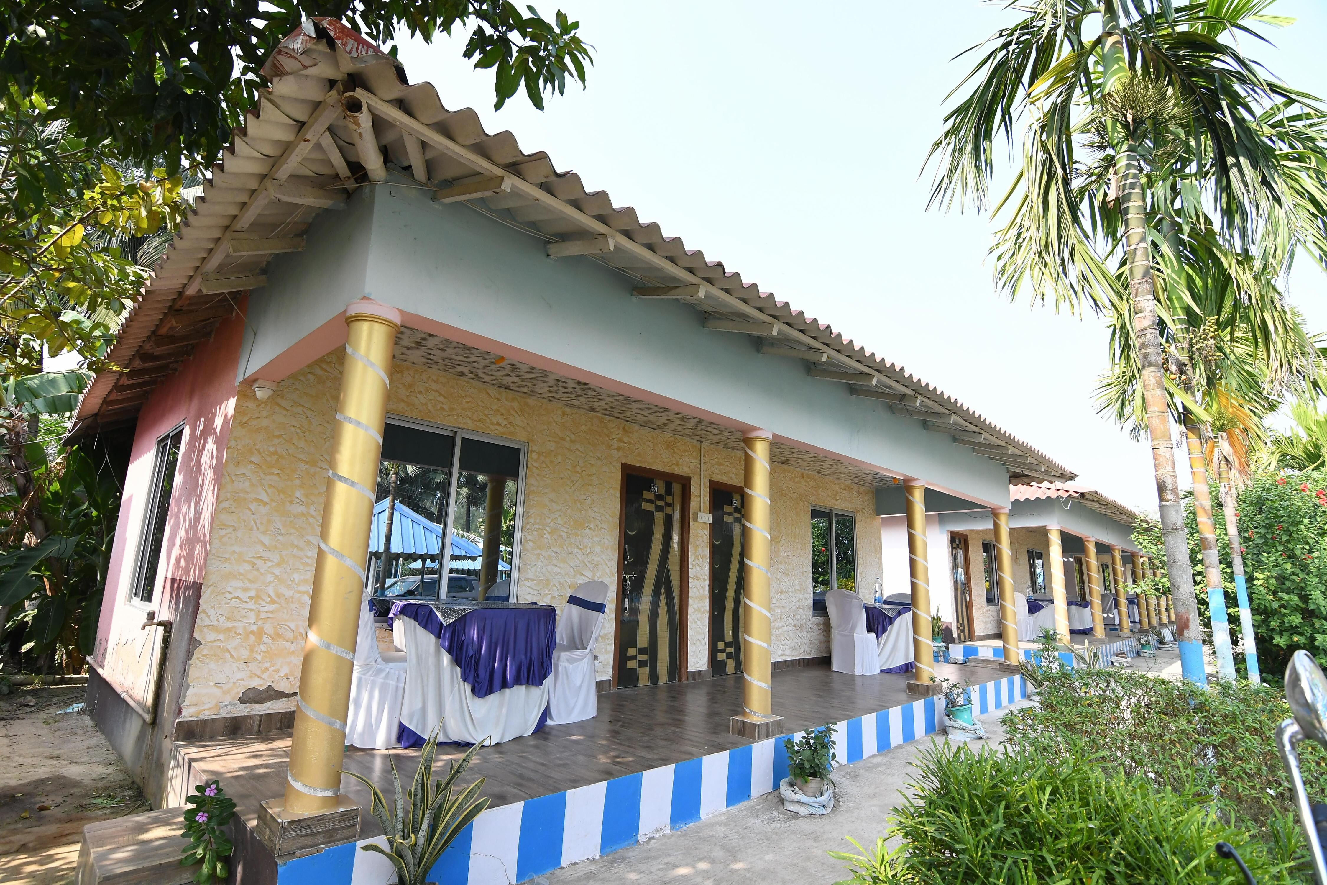 Photos of OYO Sova Hotel & Resort Hotel in Tajpur