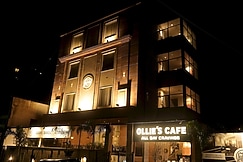 Labels Hotel, Nagpur