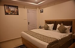 Standard Room with airport view