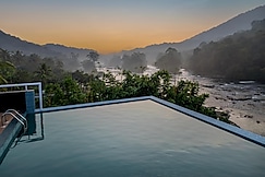 Sterling Athirappilly, Cochin