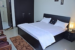 RADIANT LUXURY APARTMENT, Agra