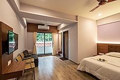 Beach Heaven Villa, Murud Janjira