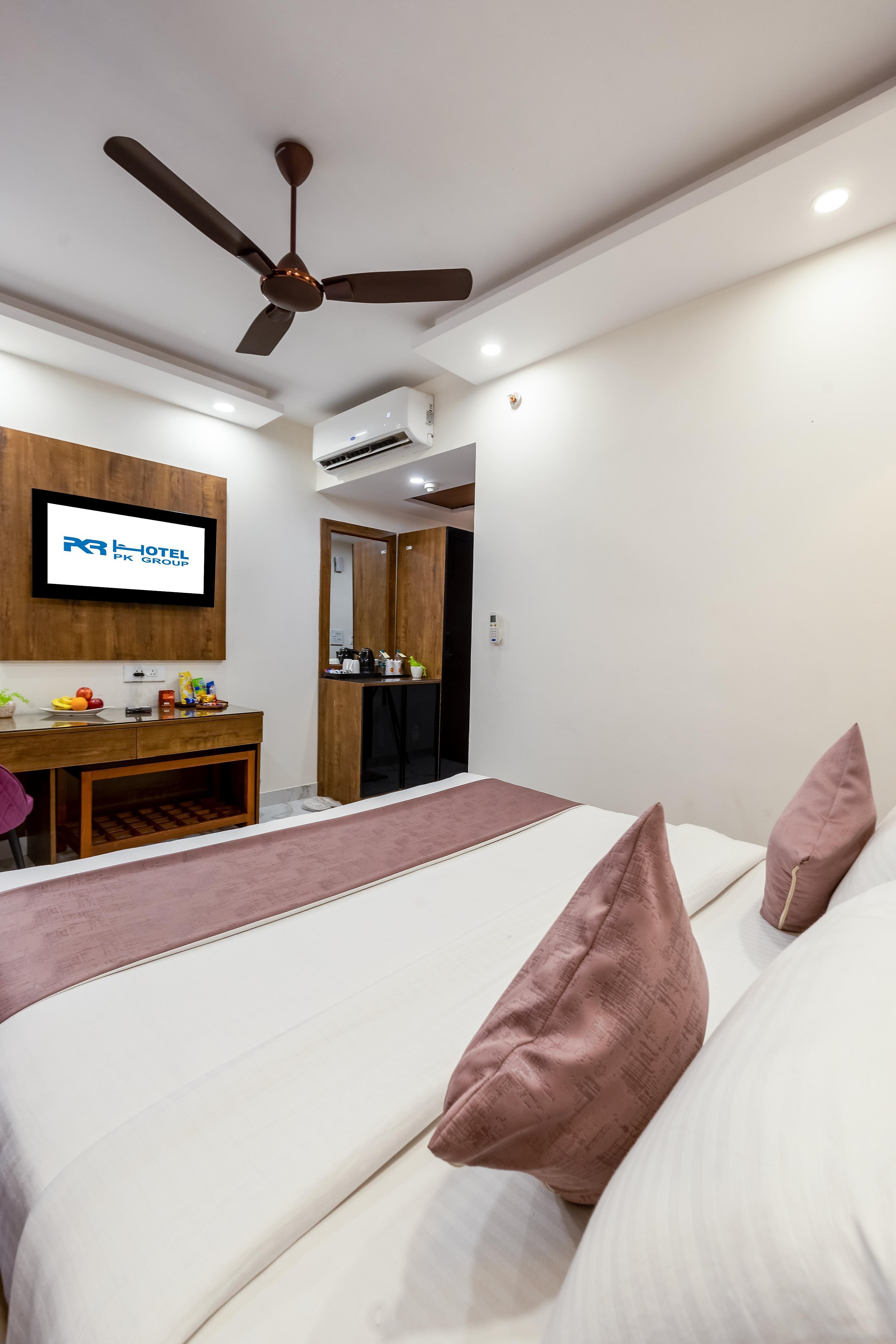 PK Boutique Hotel Noida Expressway - Tap to explore photos