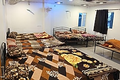 Maa kripa yatri grah, Ujjain