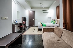 Treebo Silver Apartment, Nagpur