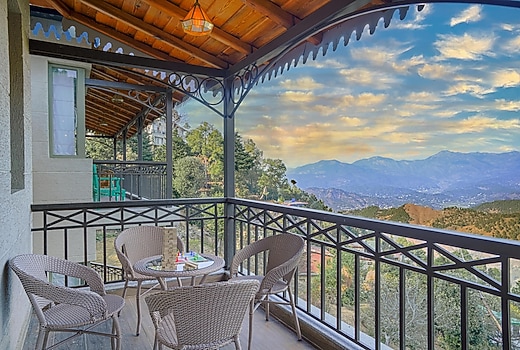 SaffronStays Edelweiss Estate: Amore
