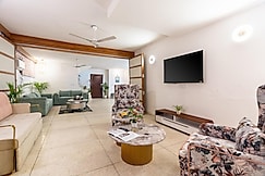 Homlee-Excellency Large 4BHK-South Delhi- NFC, Delhi