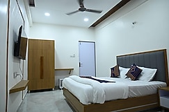 HOTEL HIGHLAND, Mehsana