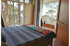 Modern 2 bedroom apartment Near Nainital and Kaichi Dham SF4, Bhowali