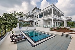 SaffronStays IvoryMansion Villa, Alibaug