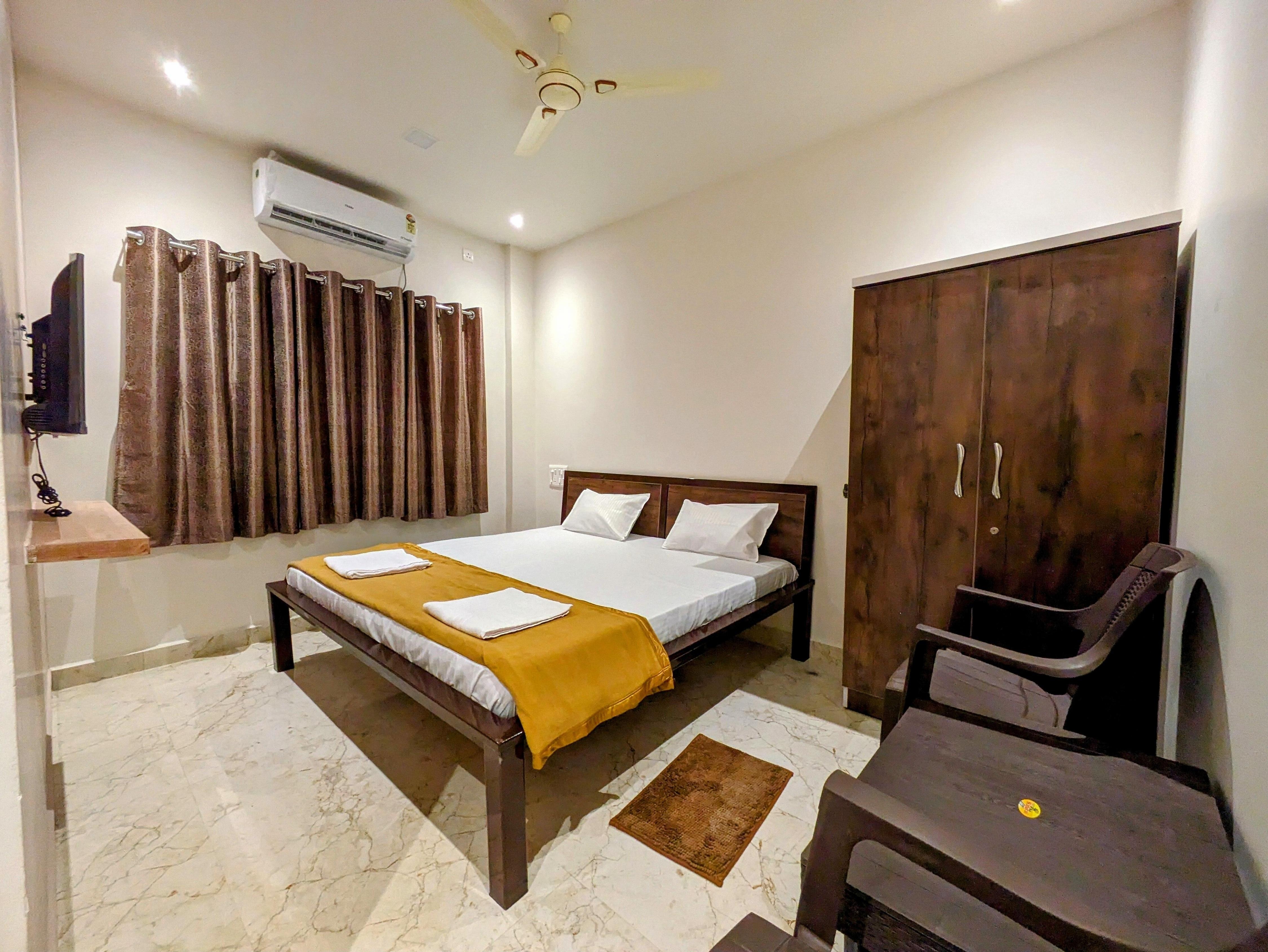 Hotel Madhusudan Executive 2