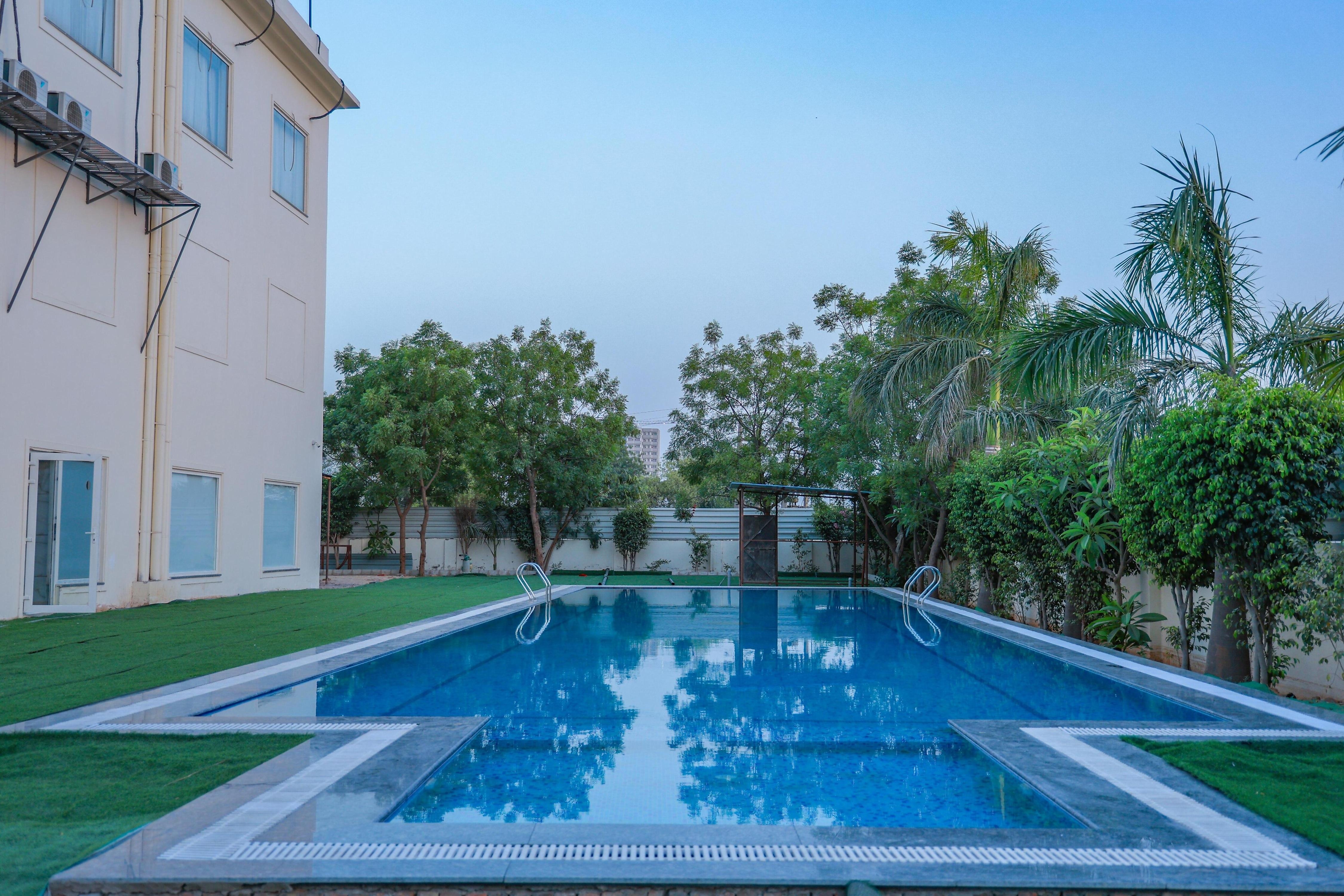 Kaara Gurgaon - Tap to explore photos