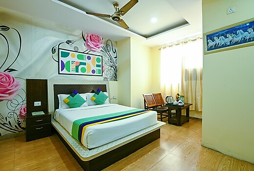 Treebo Green View, Noida