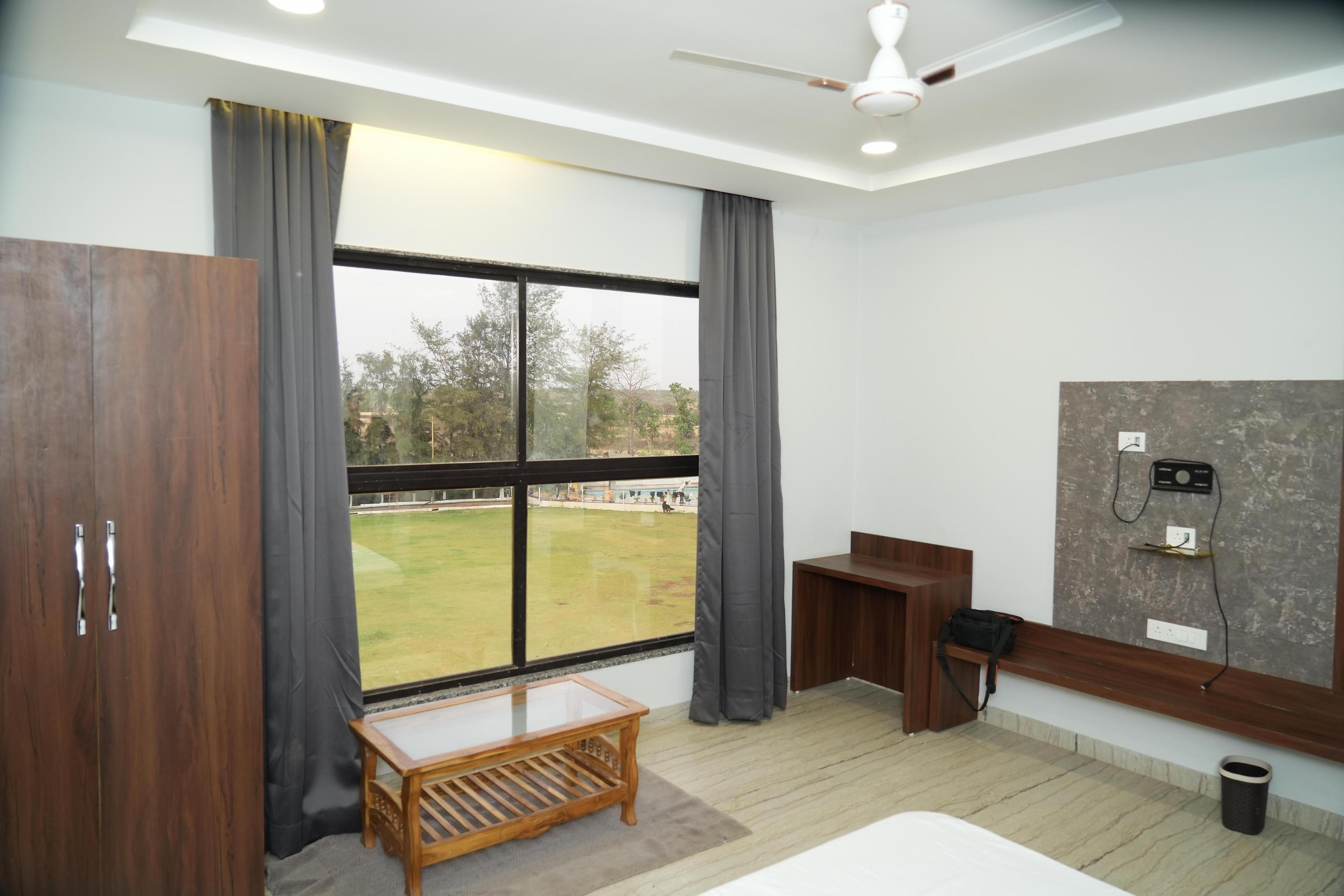 Madhuban Garden and Resort - Tap to explore photos