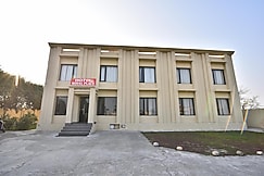 Hotel Royal Place, Tarn Taran