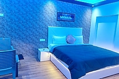 Lakshika Palace Near Munshipulia Metro, Lucknow