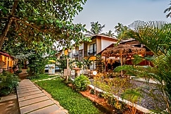 Arambol Sweet Lake Resort, Goa