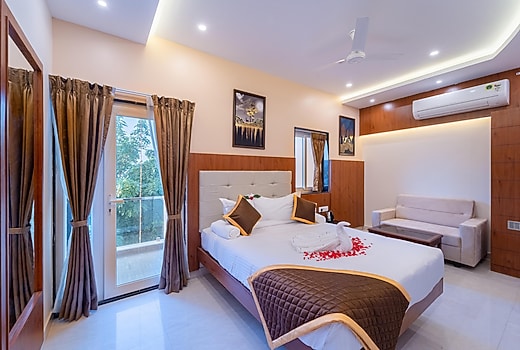 Welcome Grand Residency