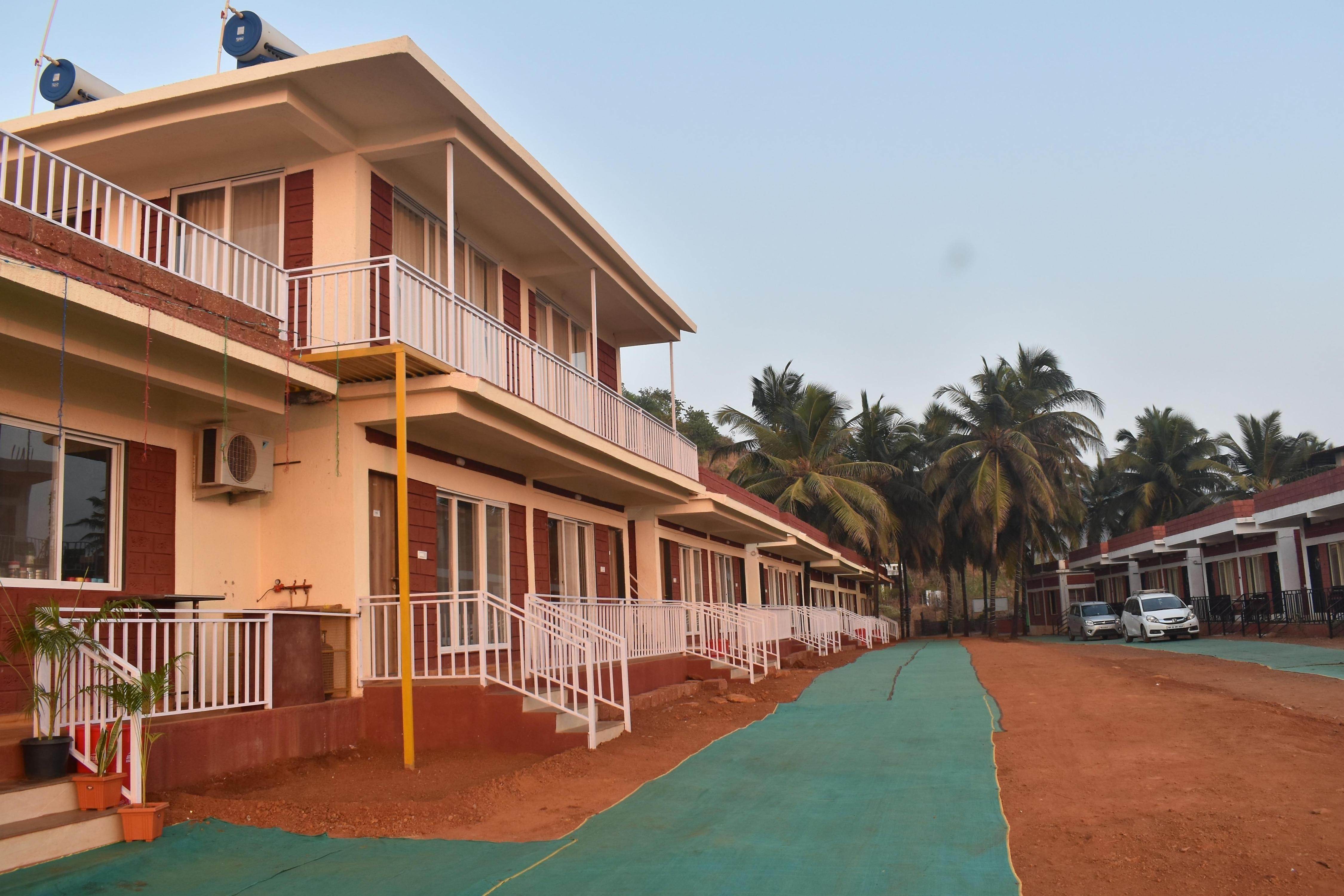 SEA LUXE Beach Resort - Tap to explore photos