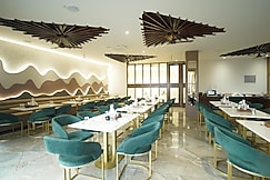 Hotel Rajshree & Bhojnalaya, Guna