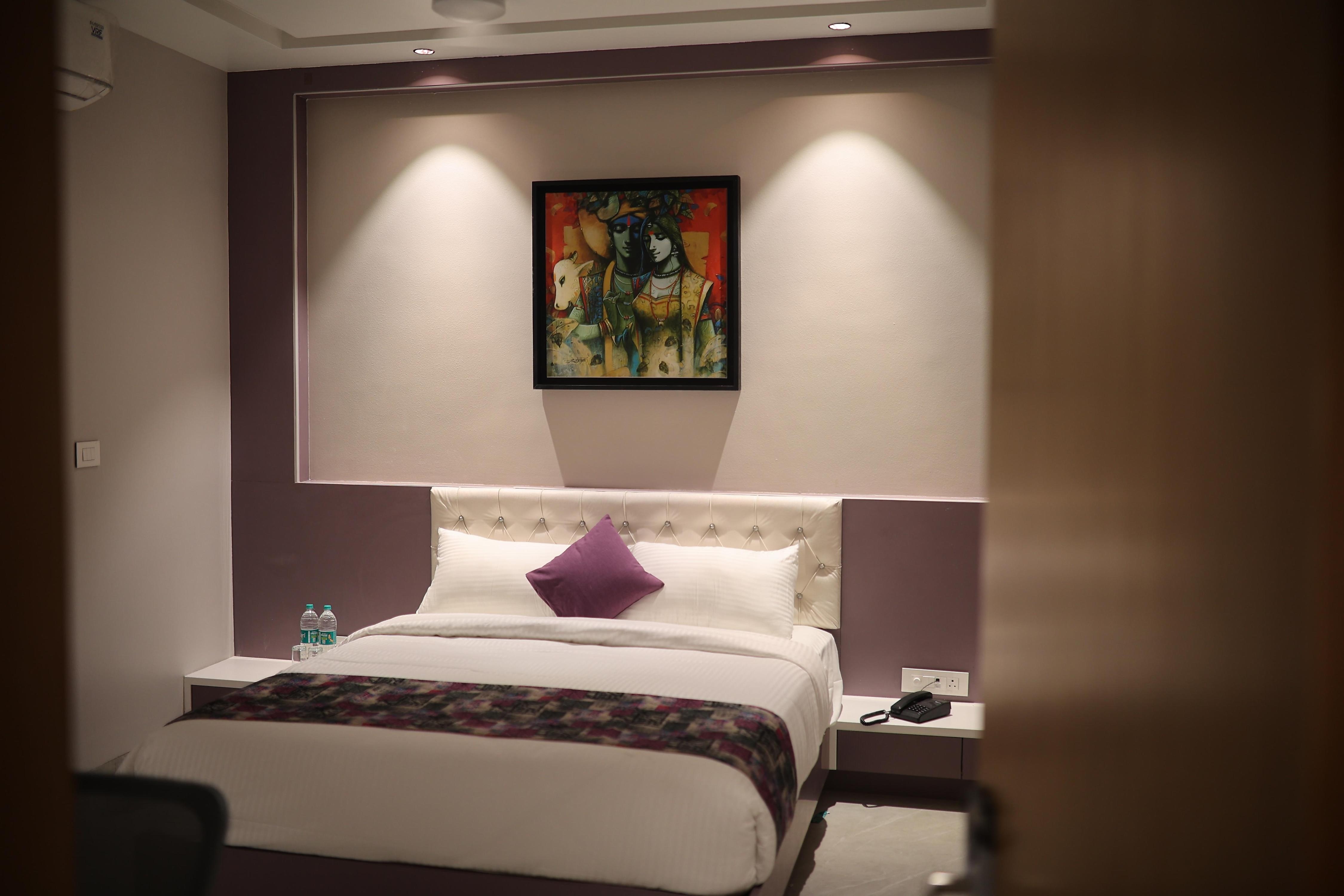 HOTEL MAYURI INN AND VEG RESTAURANT - Tap to explore photos