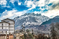 Mount Bayul Shangri La Resort, Pelling