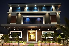 Vakratunda Executive, Rajgurunagar