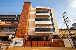 MUGUNDANS  SMART STAY, Coimbatore